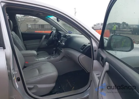 2012 Toyota Highlander Se V6 from USA, damaged, VIN 5TDZK3EH3CS050121